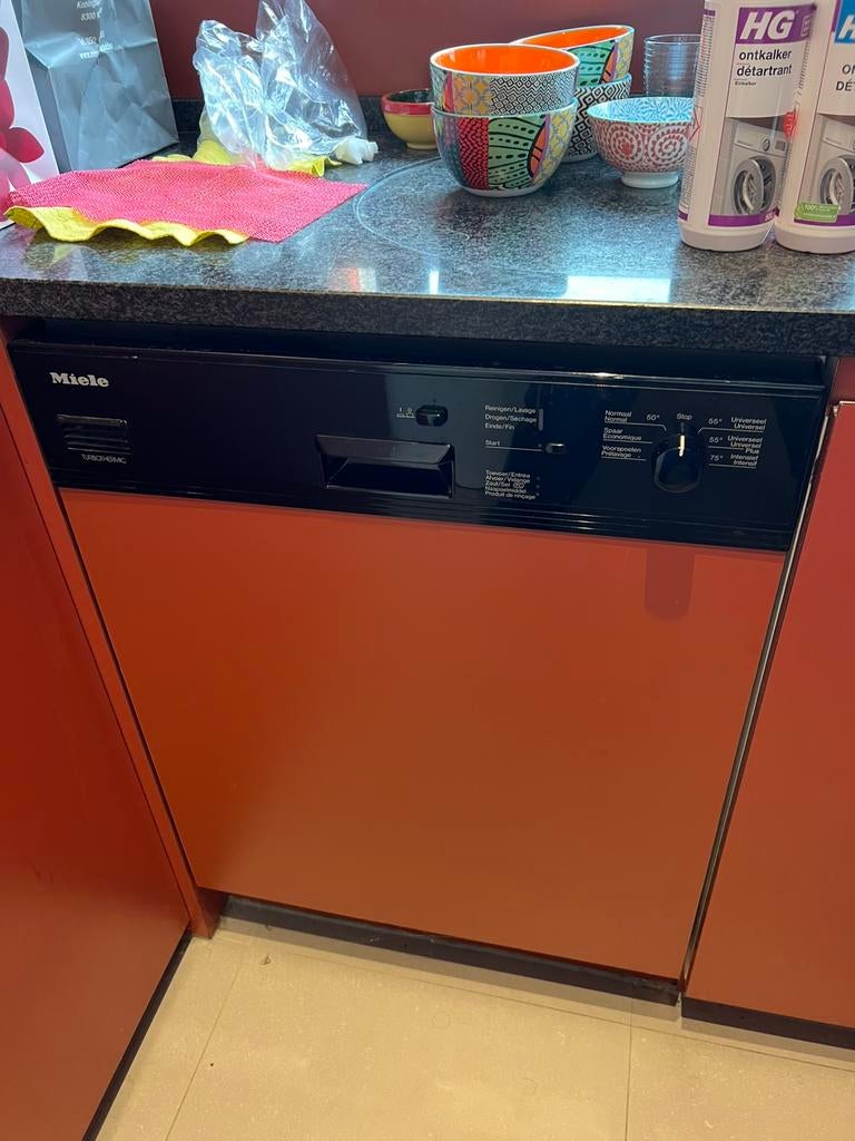 Vaatwasser Miele, Ophalen, Zo goed als nieuw