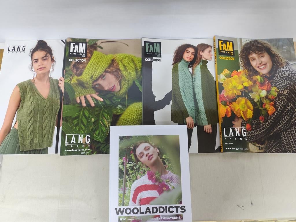 Brei boeken 5 stuks. Fam Lang Yarns en Wooladdicts., Hobby & Loisirs créatifs, Tricot & Crochet, Enlèvement