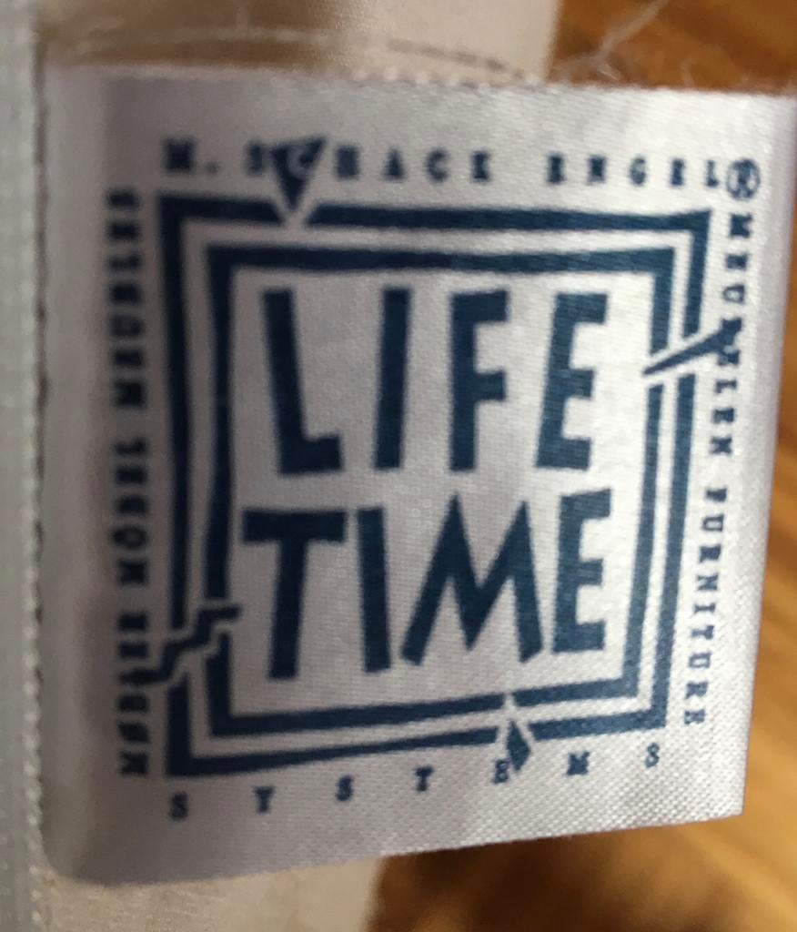 1 persoonsmatras merk Lifetime, Ophalen, Zo goed als nieuw