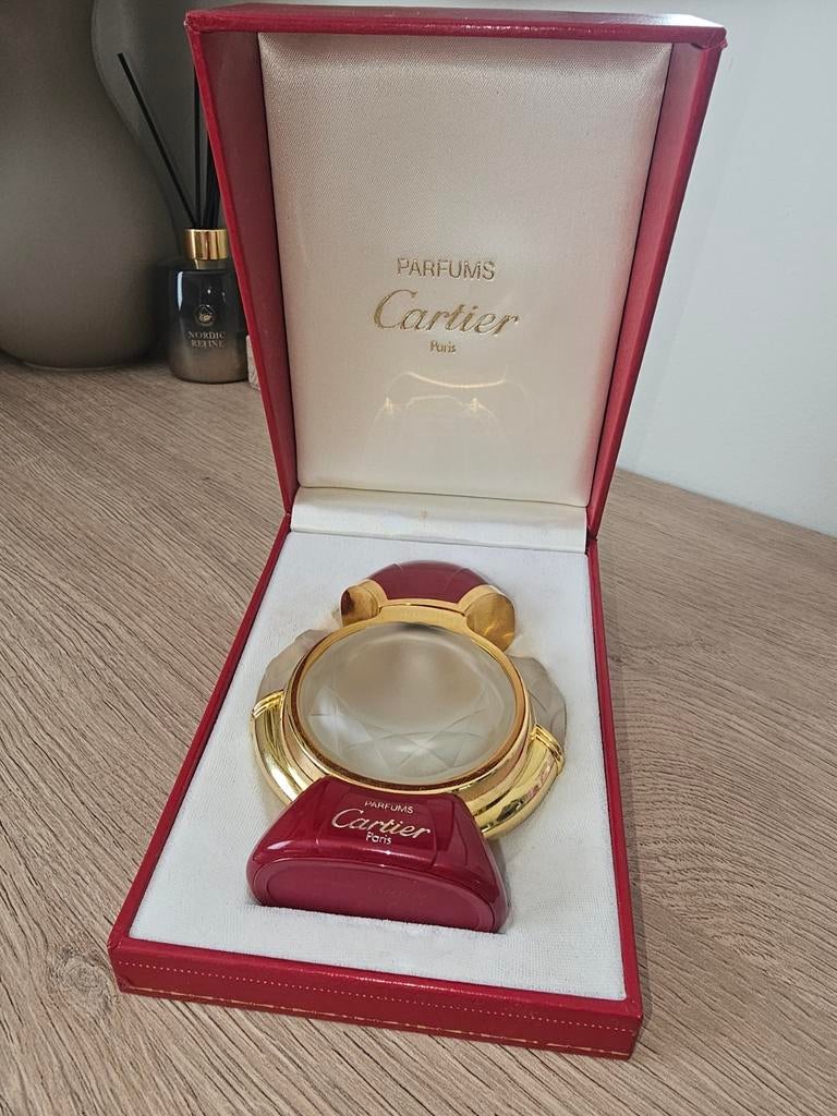 Cartier parfum flesje na vul ( her bruikbaar), Ophalen of Verzenden