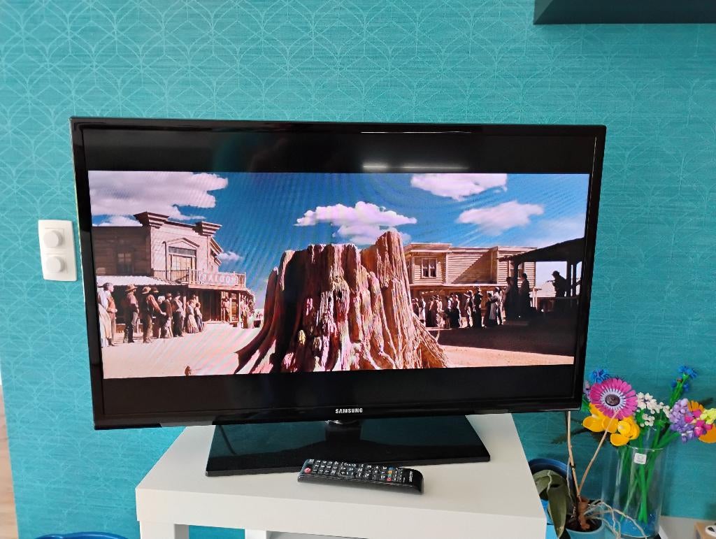 Samsung tv 32 inch, Ophalen, Gebruikt, LCD, 80 tot 100 cm