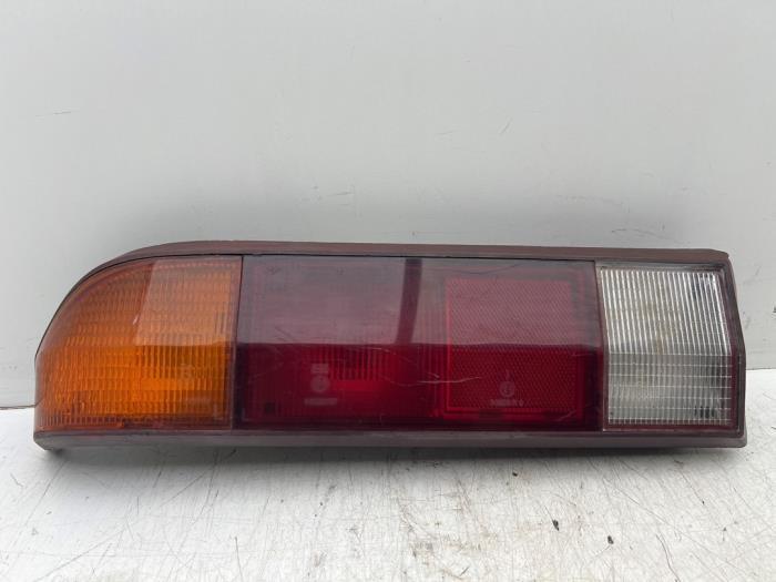Feu arrière gauche d'un Opel Manta, Autos : Pièces & Accessoires, Éclairage, Opel, Utilisé, 3 mois de garantie, Enlèvement ou Envoi