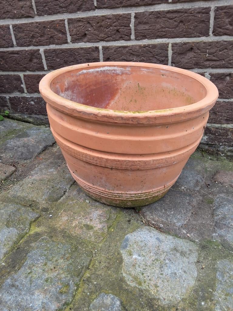 Bloempot terra cotta 36 cm diameter 25 cm hoog goede staat, Ophalen of Verzenden