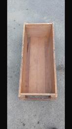 Caisse en bois massif ancien, Enlèvement, Utilisé, Bois