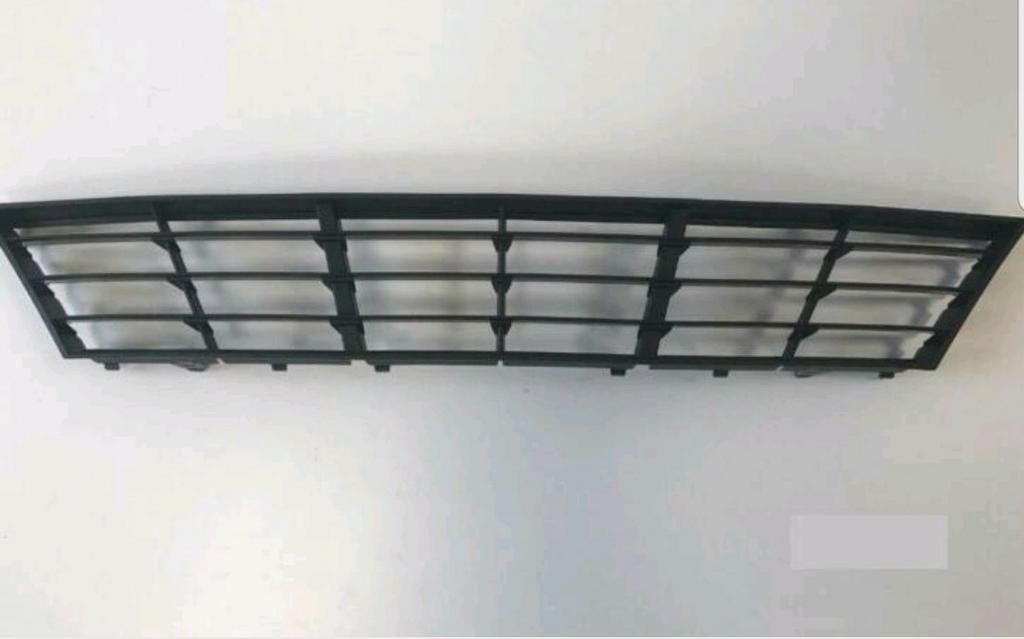 BMW 5 F07 Gt LCI  2013 grille avant Inférieure, Autos : Pièces & Accessoires, Carrosserie & Tôlerie, Enlèvement, Avant, BMW, Pare-chocs