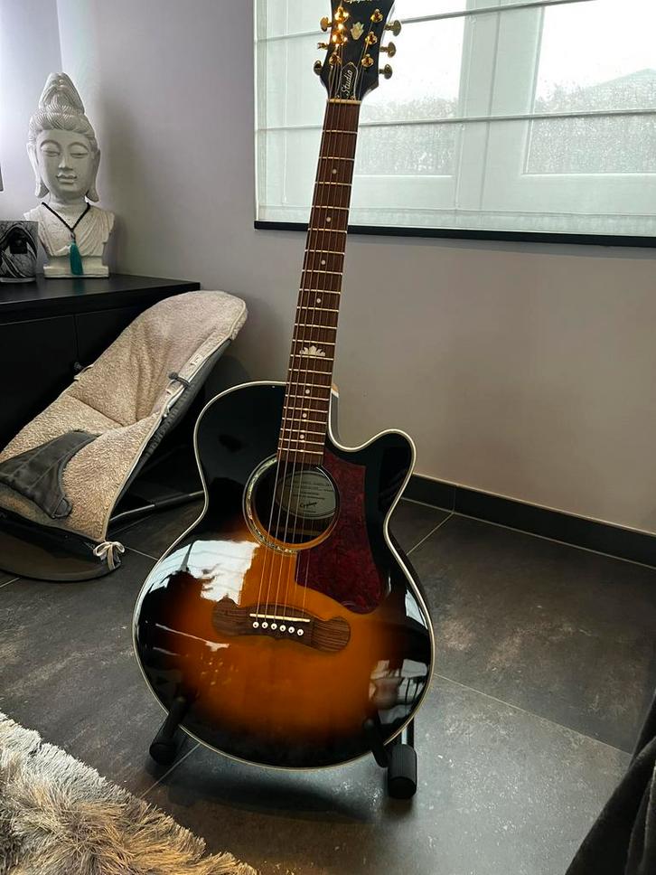 Epiphone J200 EC Studio Parlor in topstaat!!, Musique & Instruments, Instruments à corde | Guitares | Acoustiques, Comme neuf