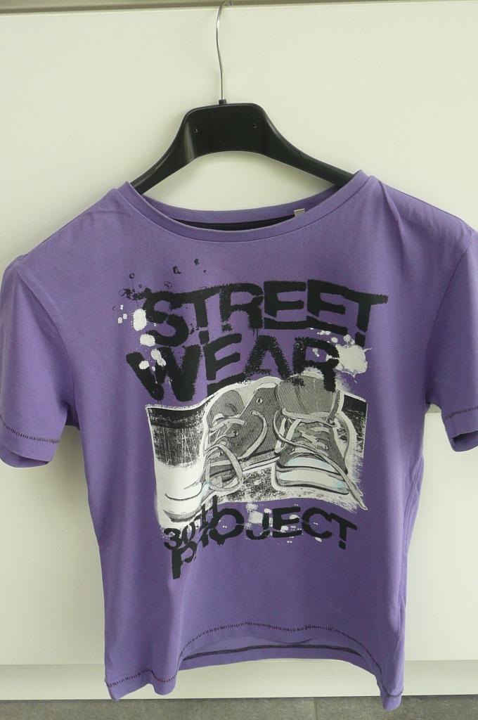 Paars T-shirt Here There (K422), Kinderen en Baby's, Kinderkleding | Maat 146, Gebruikt, Ophalen of Verzenden, Jongen, Shirt of Longsleeve