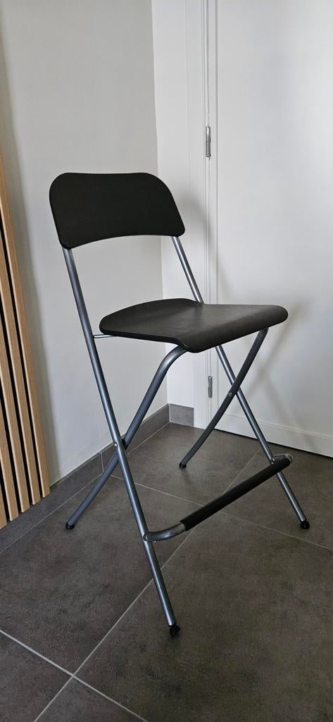 Opklapbare barkrukken, Ophalen