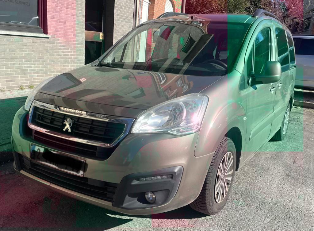 Peugeot Partner Tepee 1.2 benzine, Auto's, Sound system, Stof, Zwart, 1199 cc