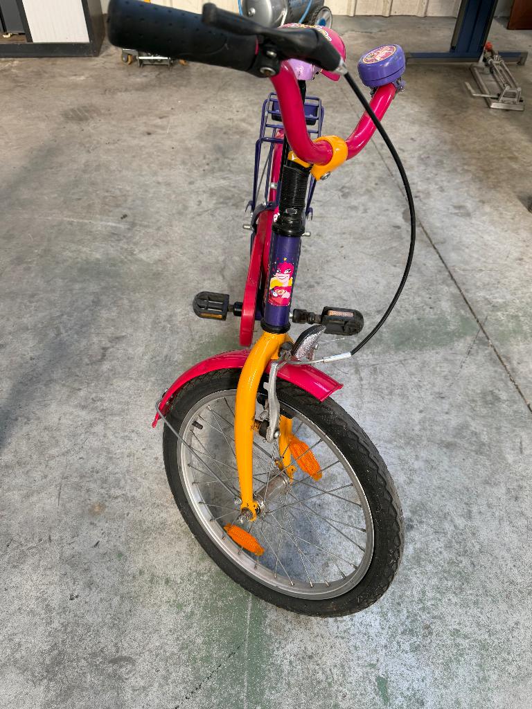 meisjesfiets Mega Mindy, Fietsen en Brommers, Ophalen, 18 inch