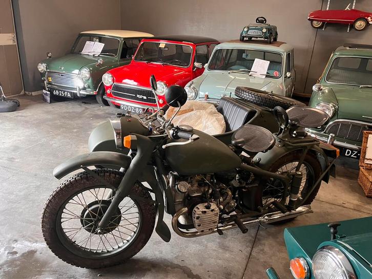 Sidecar BMW Ural CJ 750 neuf d'usine de Chang Jiang, Motos, Motos | Oldtimers & Ancêtres, Autre, 2 cylindres, Enlèvement