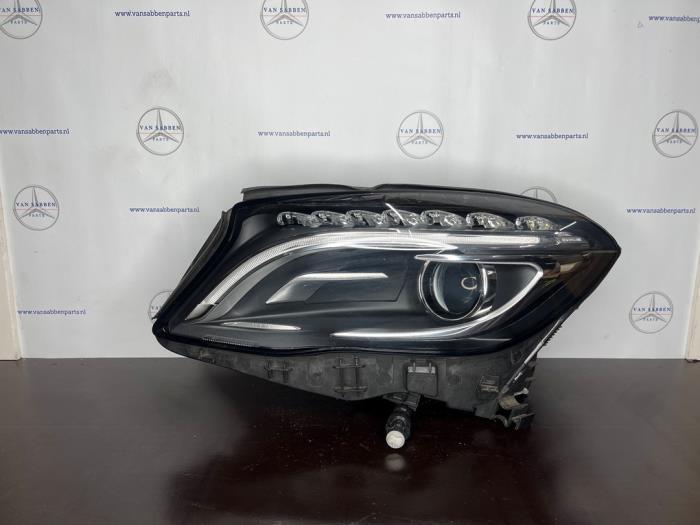 Koplamp links van een Mercedes GLA, Auto-onderdelen, Verlichting, Mercedes-Benz, Gebruikt, 3 maanden garantie