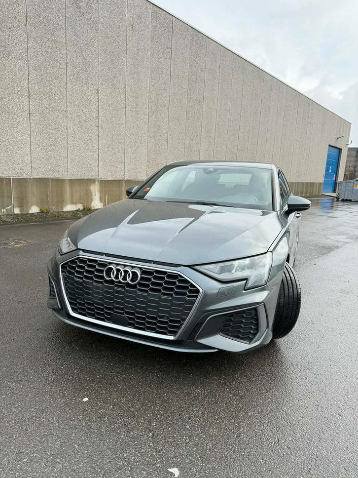 Audi a3 2.0L TDI S-Line, Autos, Audi, Particulier, A3, ABS, Caméra de recul, Phares directionnels, Régulateur de distance, Airbags
