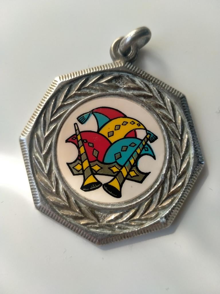 Carnaval Aalst medaille 1984, Verzamelen, Overige Verzamelen, Ophalen