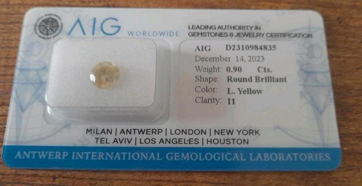 Magnifique diamant jaune, neuf original de 0,90 carats, Bijoux, Sacs & Beauté, Pierres précieuses, Enlèvement ou Envoi