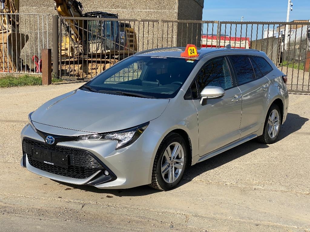Toyota Corolla TS Hybrid 1.8 Dynamic e-CVT GPF Dynamic, Autos, Toyota, Argent ou Gris, Achat, Euro 6, Entreprise