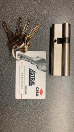 Veiligheidsslot met 4 sleutels, Ophalen