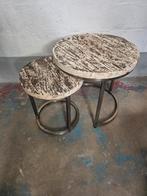 Table gigogne ou d'appoint, Enlèvement, Utilisé