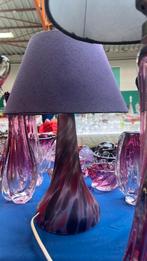 Lampe en pâte de verre rose et violet par le haut et le bas, Enlèvement