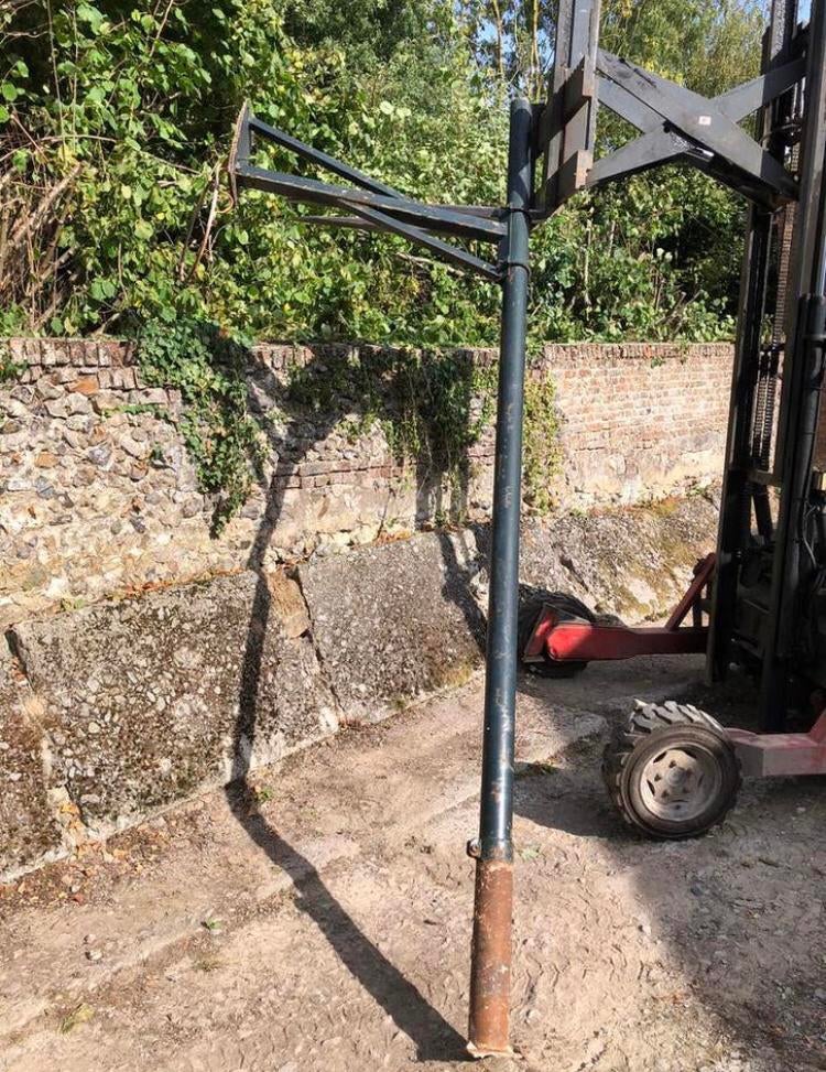 Poteau réglable pour panier basket, Sports & Fitness, Basket, Enlèvement, Utilisé, Anneau, Panneau ou Poteau