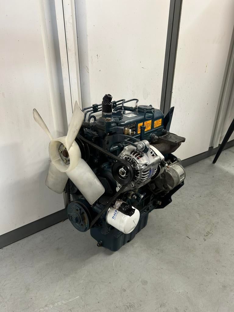 Kubota D905 dieselmotor gebruikt., Autos : Pièces & Accessoires, Enlèvement ou Envoi