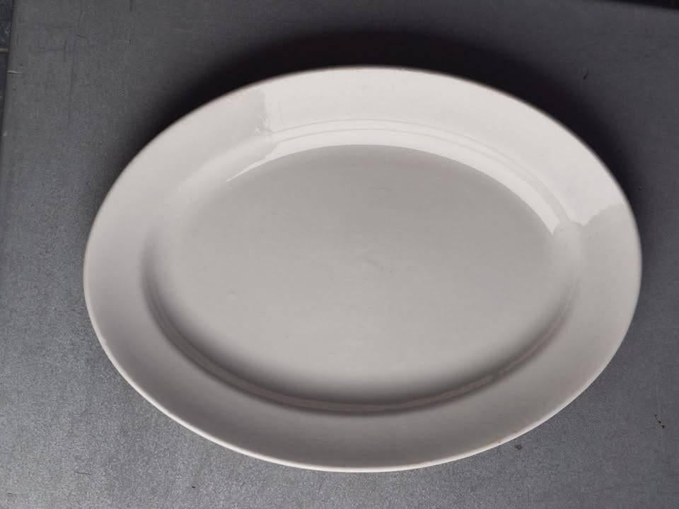 Joli ancien plateau blanc Boch La Louvière parfait état, Antiek en Kunst, Antiek | Keramiek en Aardewerk, Ophalen of Verzenden