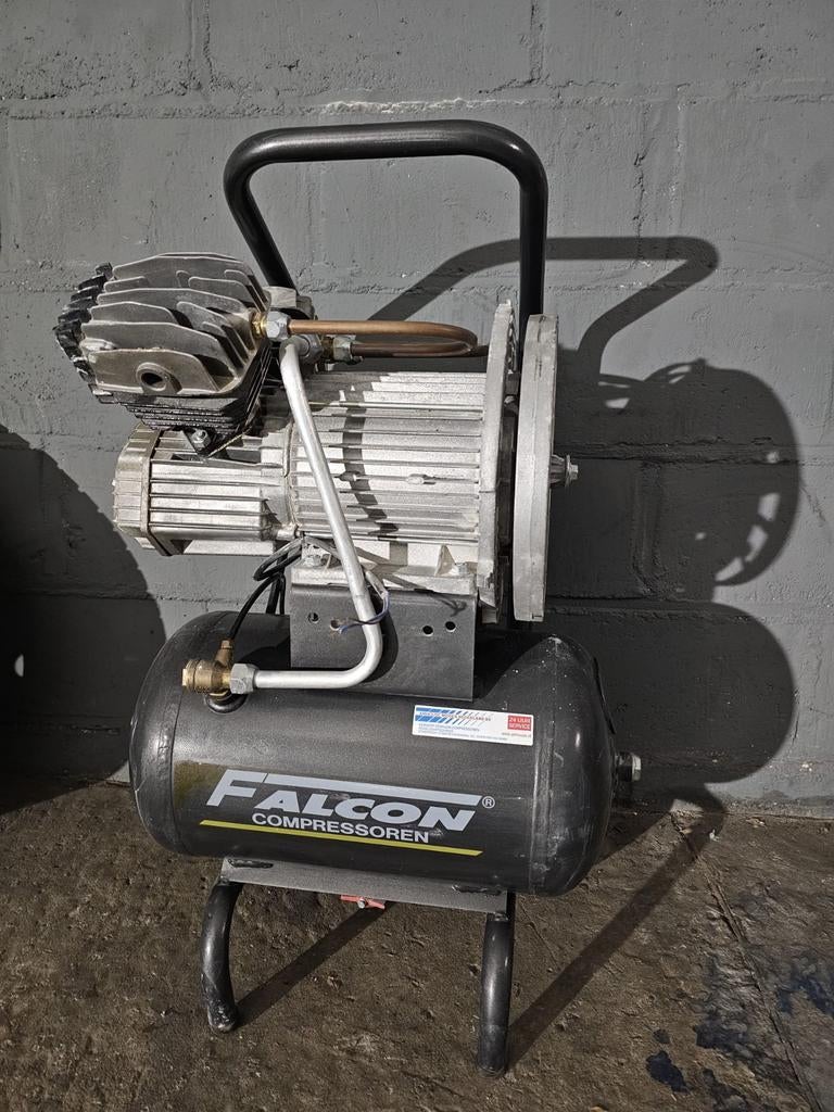 Compressor 220v., Ophalen