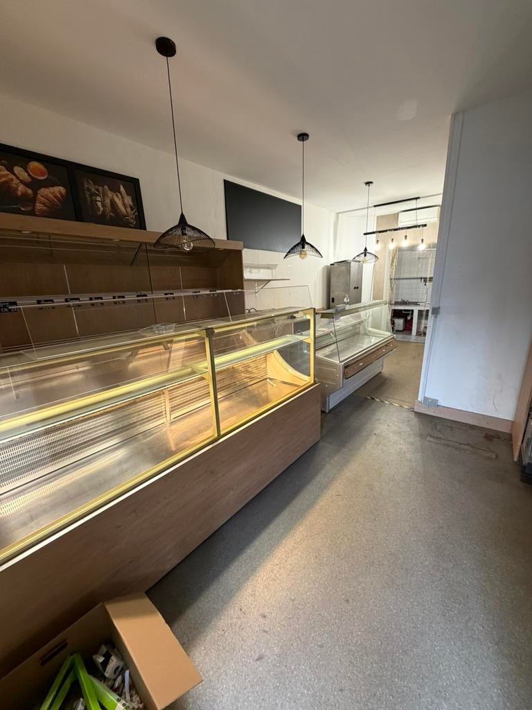 Vitrine réfrigérateur, Enlèvement