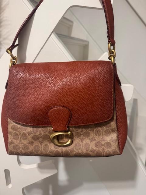 tout nouveau sac coach en cuir marron, Bijoux, Sacs & Beauté, Sacs | Sacs Femme, Neuf, Sac à main, Enlèvement ou Envoi