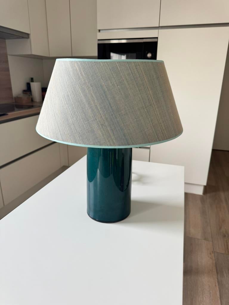 Maisons du Monde design tafellamp – groen met kap – 50 cm, Huis en Inrichting, Lampen | Tafellampen, Zo goed als nieuw, Ophalen