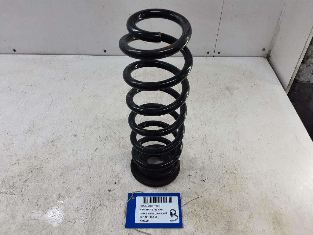 RESSORT DE SUSPENSION ARRIERE Golf VII (AUA) (5Q0511115), Utilisé, Volkswagen