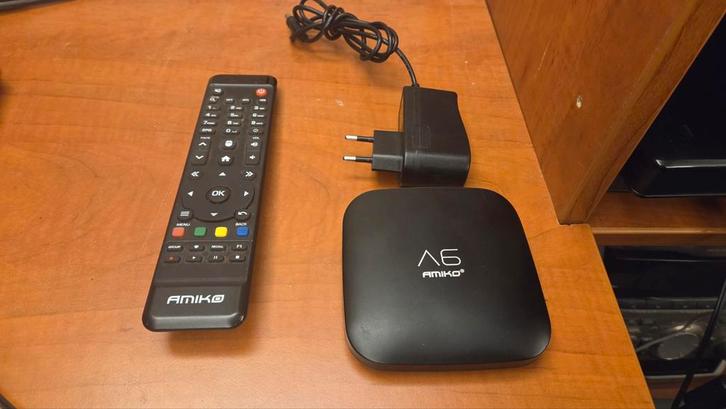 Amiko A6 Mediabox - Compacte en Krachtige Mediaspeler, Audio, Tv en Foto, Schotelantennes, Ophalen of Verzenden