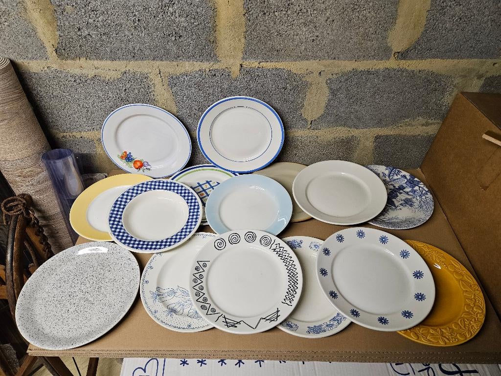 15 Assiettes, Maison & Meubles, Enlèvement