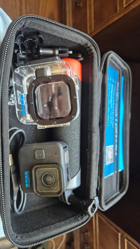 Gopro 11 black mini series, TV, Hi-fi & Vidéo, Caméras action, Enlèvement ou Envoi, GoPro