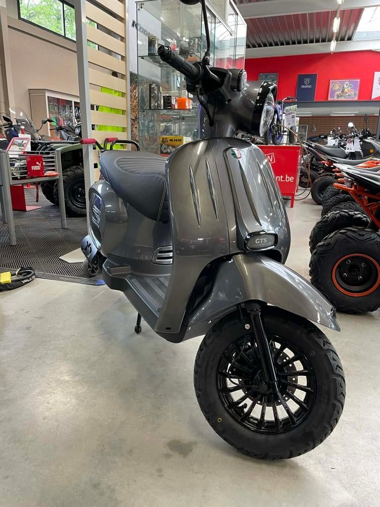 GTS Trento, Vélos & Vélomoteurs, Vélomoteurs & Scooters bridés, Neuf, Autres marques, Enlèvement, Essence