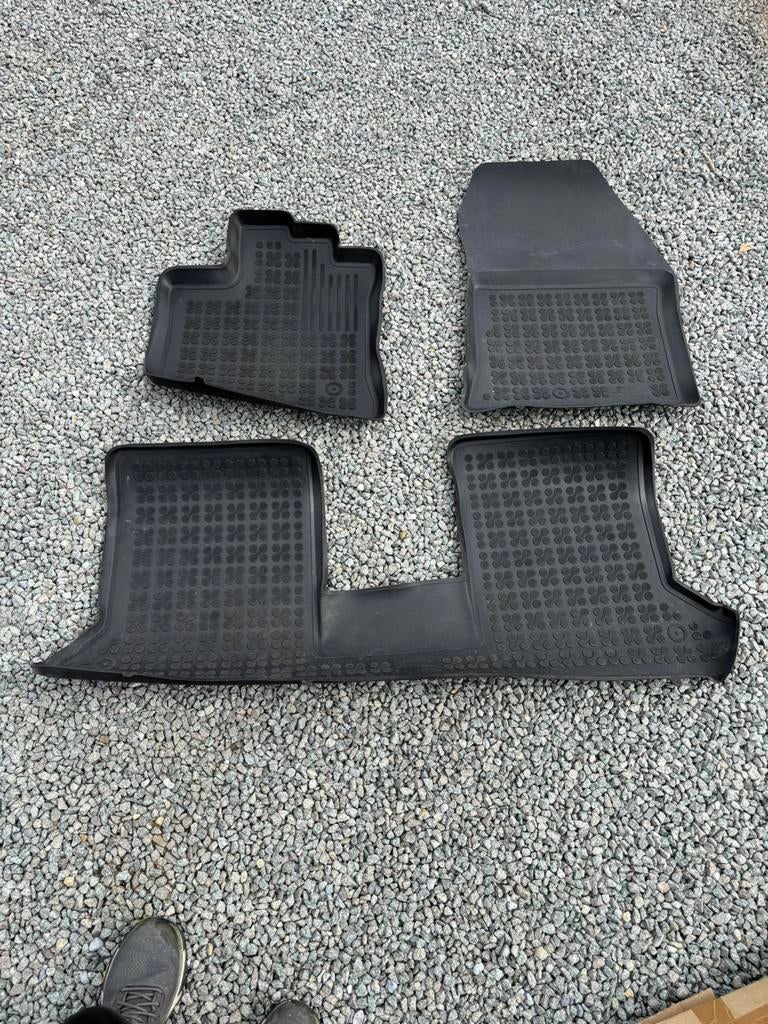 Rubberen voetmatten dacia dokker vanaf 2012-2021, Ophalen, Zo goed als nieuw