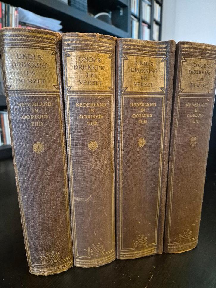 boeken over Wereldoorlog II, Boeken, Politiek en Maatschappij, Zo goed als nieuw, Politiek en Staatkunde, Ophalen