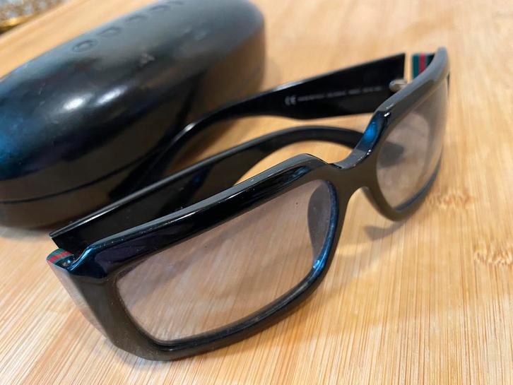Lunettes de soleil vintage GUCCI, Bijoux, Sacs & Beauté, Lunettes de Soleil & Lunettes | Femmes, Utilisé, Lunettes de soleil, Autres marques