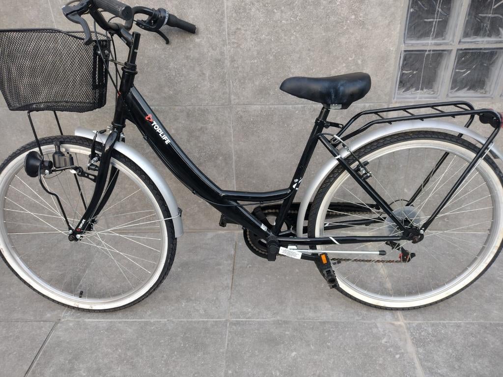 VELO 26"POUCES AVEC PANIER ET 6 VITESSES, Vélos & Vélomoteurs, Enlèvement