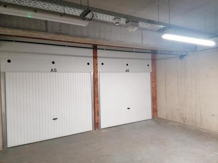 Te huur veilige ondergrondse garagebox in Wachtebeke, Autos : Divers, Garages