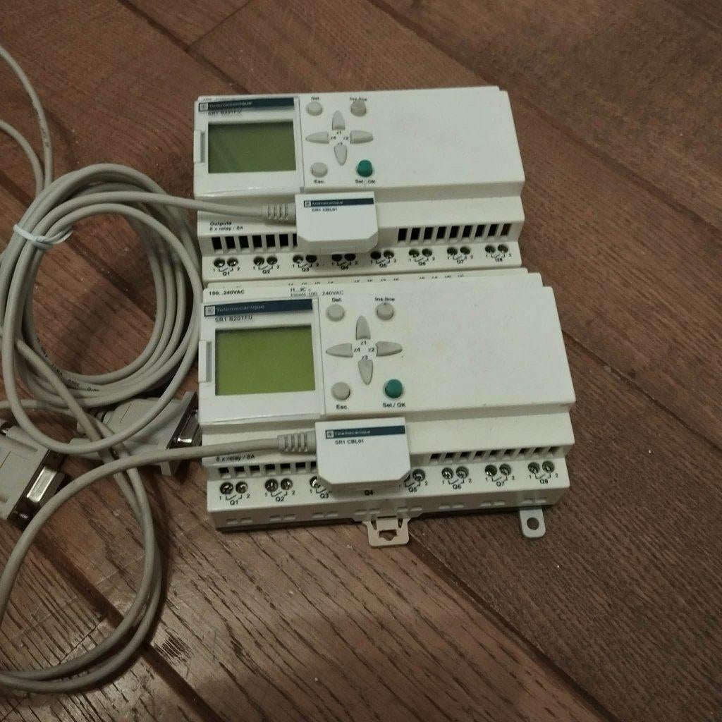 Automate Télémécanique Schneider Zélio SR1 B201FU, Enlèvement, Comme neuf