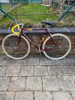 Retro koersfiets peugeot, Fietsen en Brommers, Fietsen | Racefietsen, Ophalen