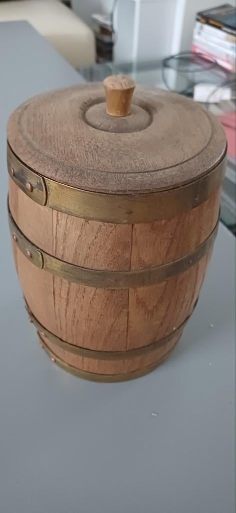 Fut a tabac., Utilisé, Boite à tabac ou Emballage