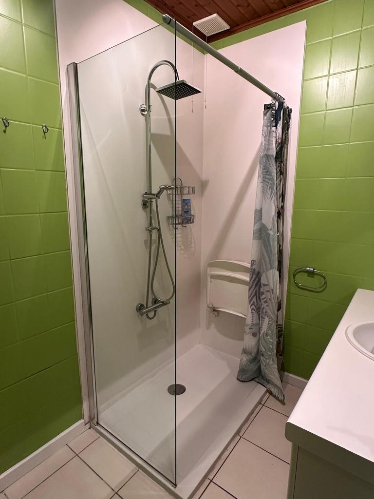 Complete Badkamer + WC, Ophalen, Zo goed als nieuw