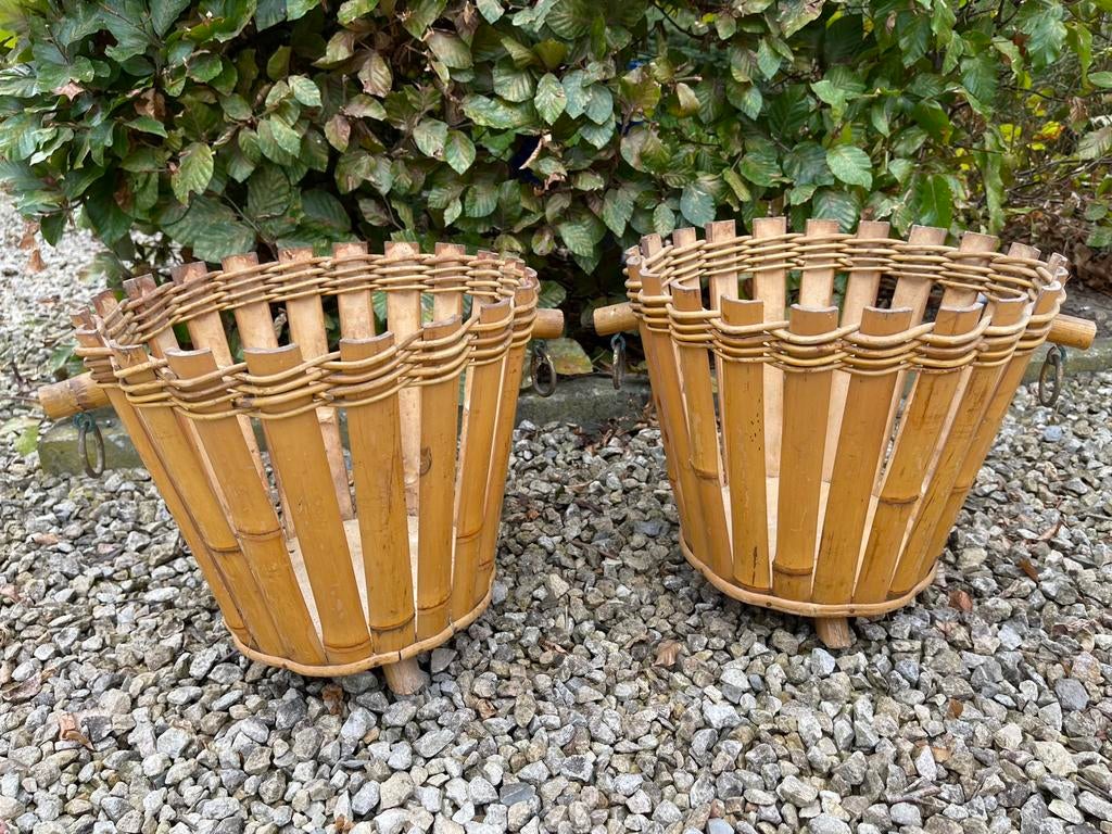 3 vintage bamboe bloempotten op pootjes, Ophalen, Gebruikt