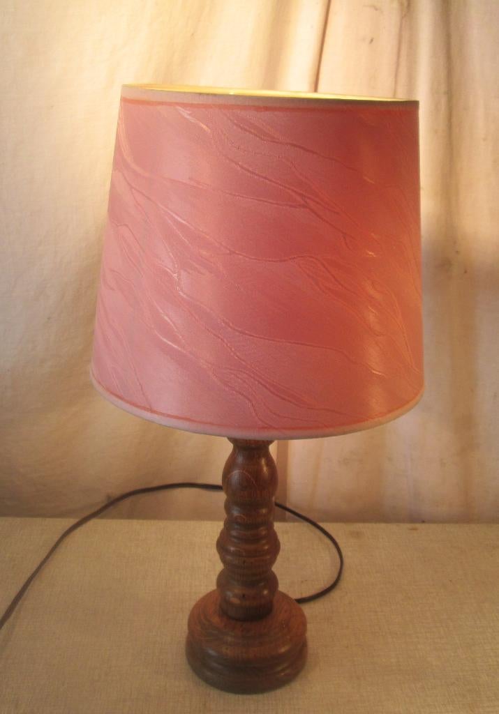 Mooi Houten Tafellamp met Retro Kap - 47cm, Ophalen of Verzenden, Huis en Inrichting