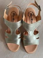 Lederen sandalen, Neuf, Enlèvement ou Envoi, Beige, Sandales et Mûles