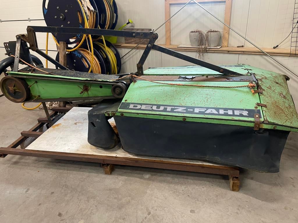 Deutz maaier cyclomaaier maaibalk tractor werktuigen, Ophalen