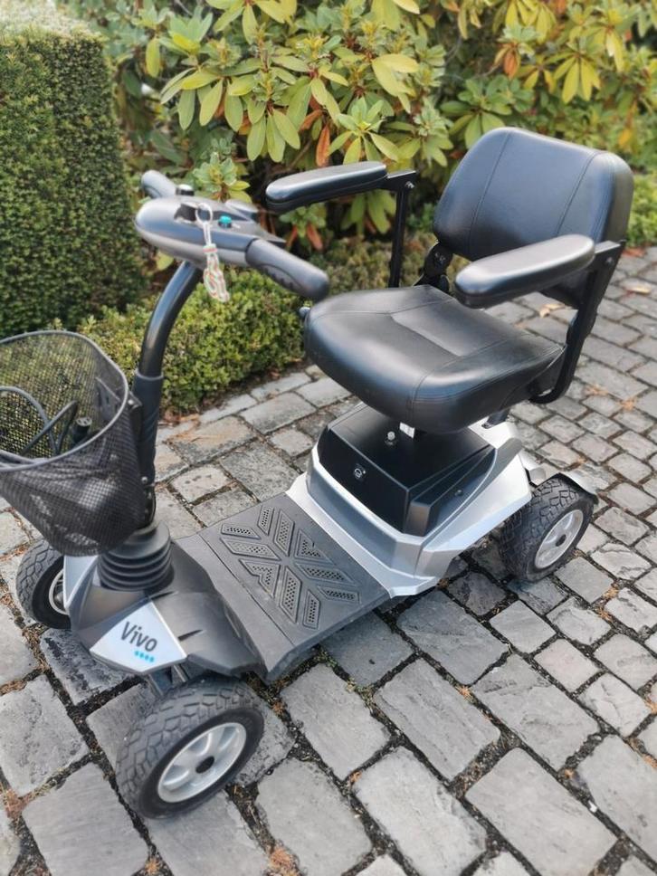 Trottinette pliable dimontelbar vivo plus d'info 0488826971, Divers, Chaises roulantes, Comme neuf, Fauteuil roulant électrique