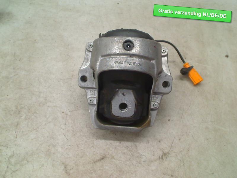 SUPPORT MOTEUR GAUCHE Audi Q5 (8RB) (8R0199381AK), Dhr. R. de Gouw, Audi, Utilisé, De Bloemendaal 21 21
5221 EB  'S HERTOGENBOSCH, NL